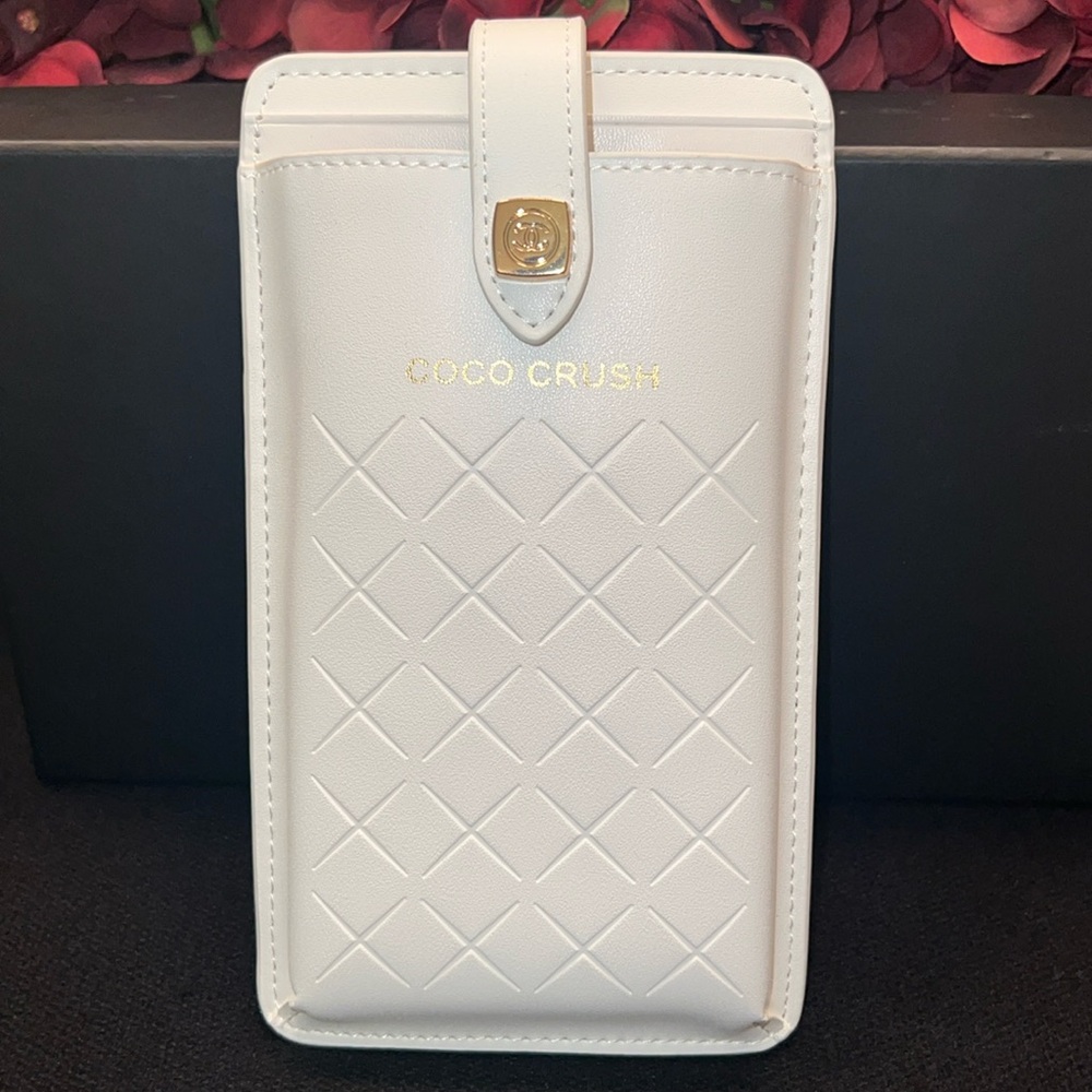 NIB CHANEL Coco Crush White Cellphone Case/Crossbody Bag - Picture 2 of 8